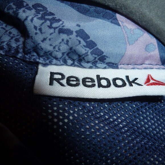 Reebok women’s half zip windbreaker pullover top with front pockets - Picture 7 of 9